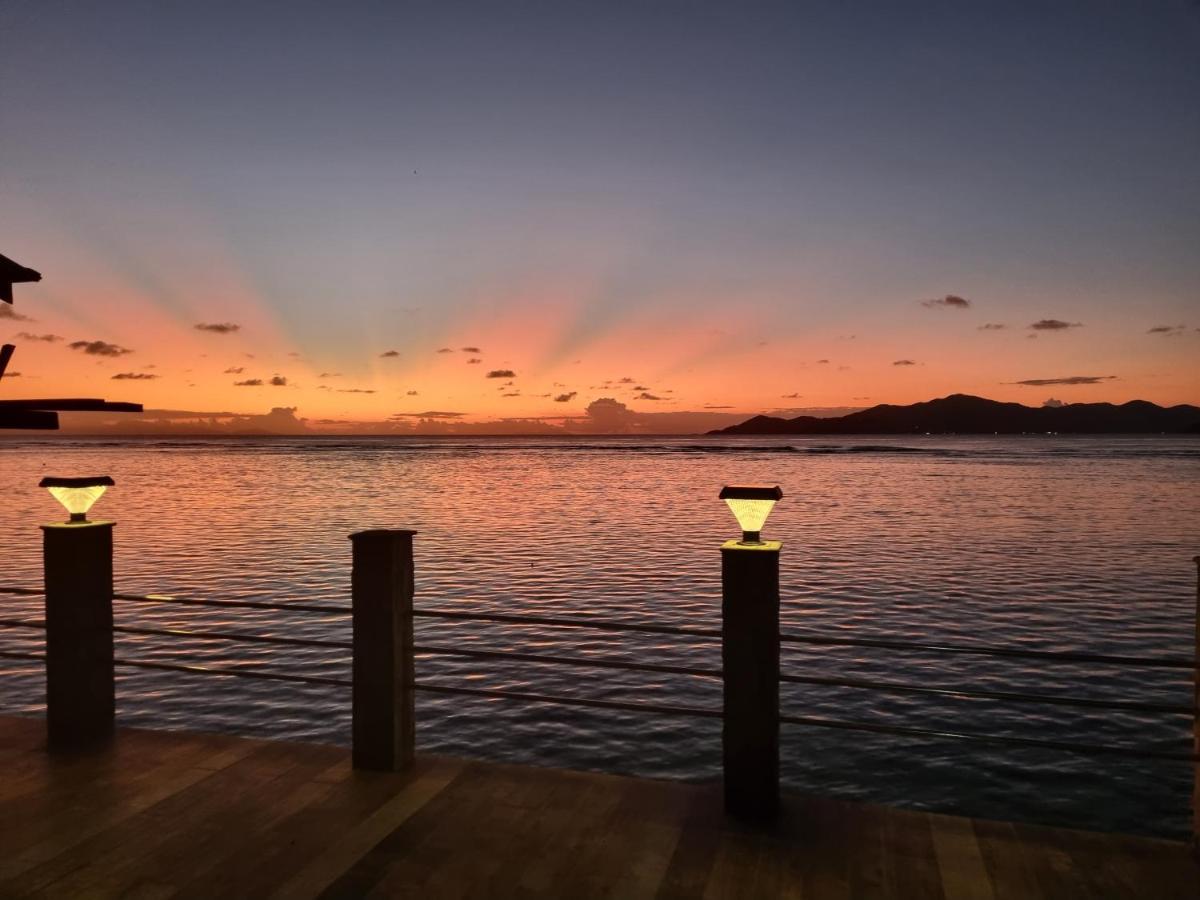 La Digue Luxury Beach & Spa Екстериор снимка